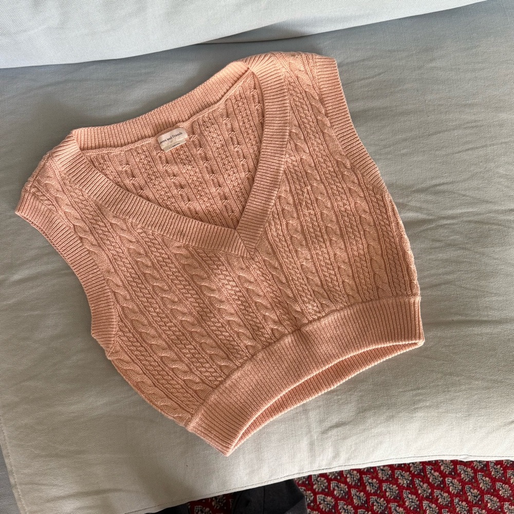 Cable Knit V-Neck Sweater Vest - Pink